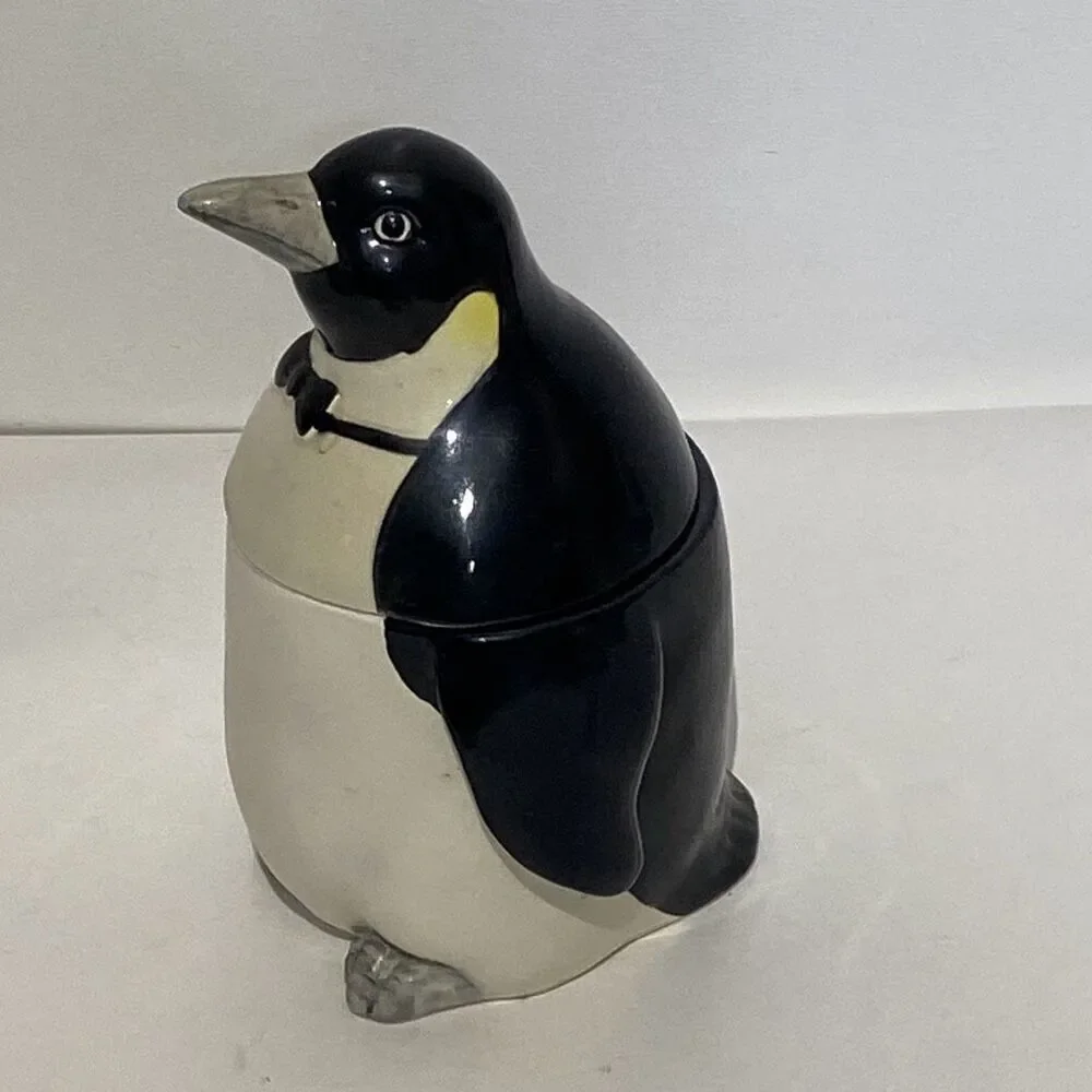 OTAGIRI Penguin Ceramic Figurine Music Trinket Box Japan Wind Up Musical‎ Vtg